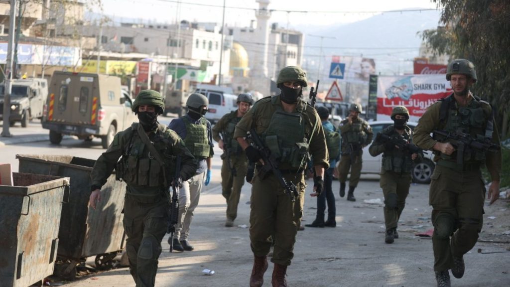 after-a-fatal-attack-in-the-west-bank,-israeli-settlers-set-fire-to-palestinian-homes-and-automobiles