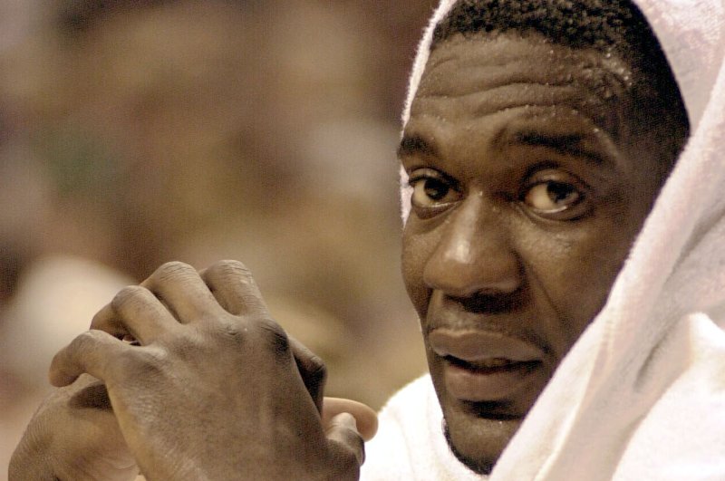 shawn-kemp,-an-ex-nba-star,-was-detained-on-suspicion-of-felony-drive-by-shooting