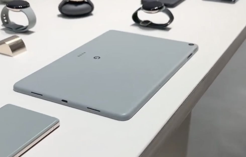 early-display-of-google-pixel-tablet-at-design-exhibition